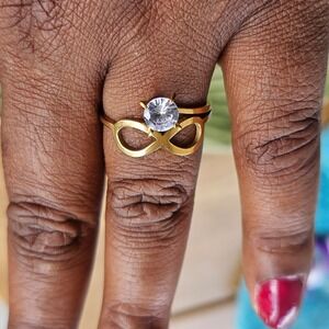 MINIMALIST GOLD TONE STAINLESS‎ STEEL INFINITY  RING SIZE  10